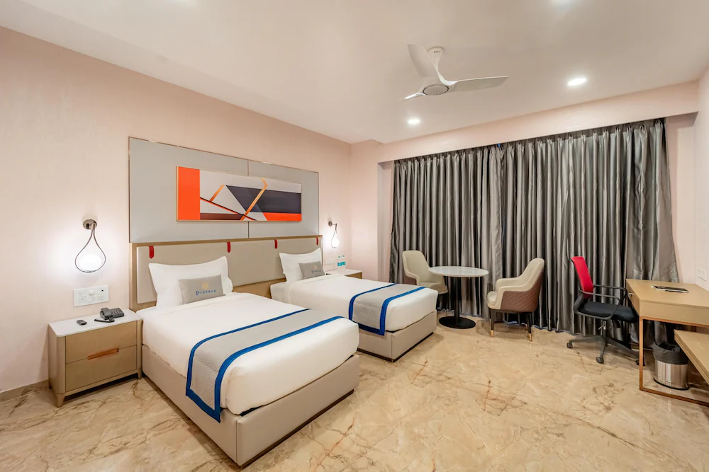 Pravasa Hotel Vijayapura